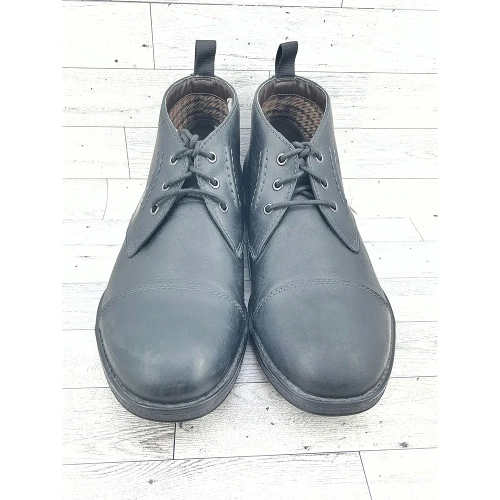 Clarks Men Black Leather Cap Toe Chukka Boots Size 9.5 M